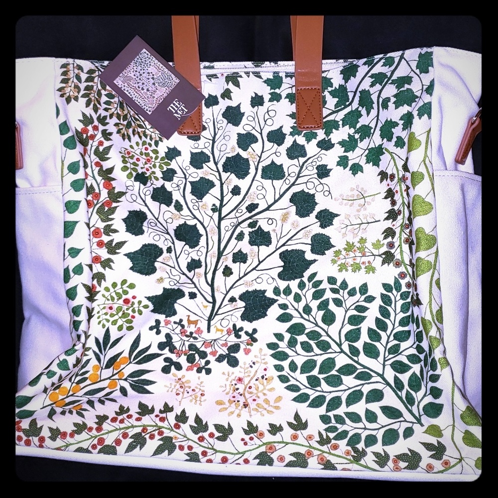 NWT American Tree of Life Canvas Bag from The Met